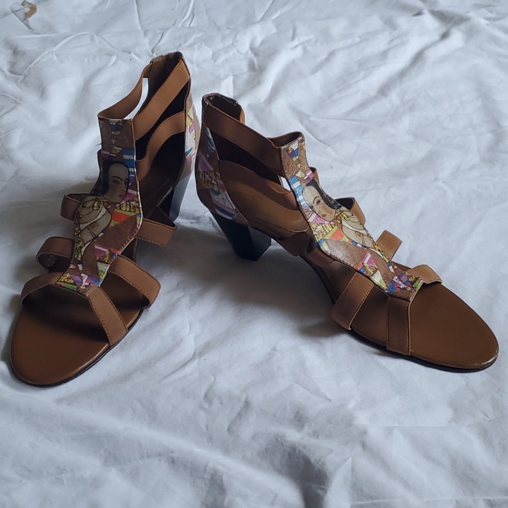 Colorful elastic strap sandals